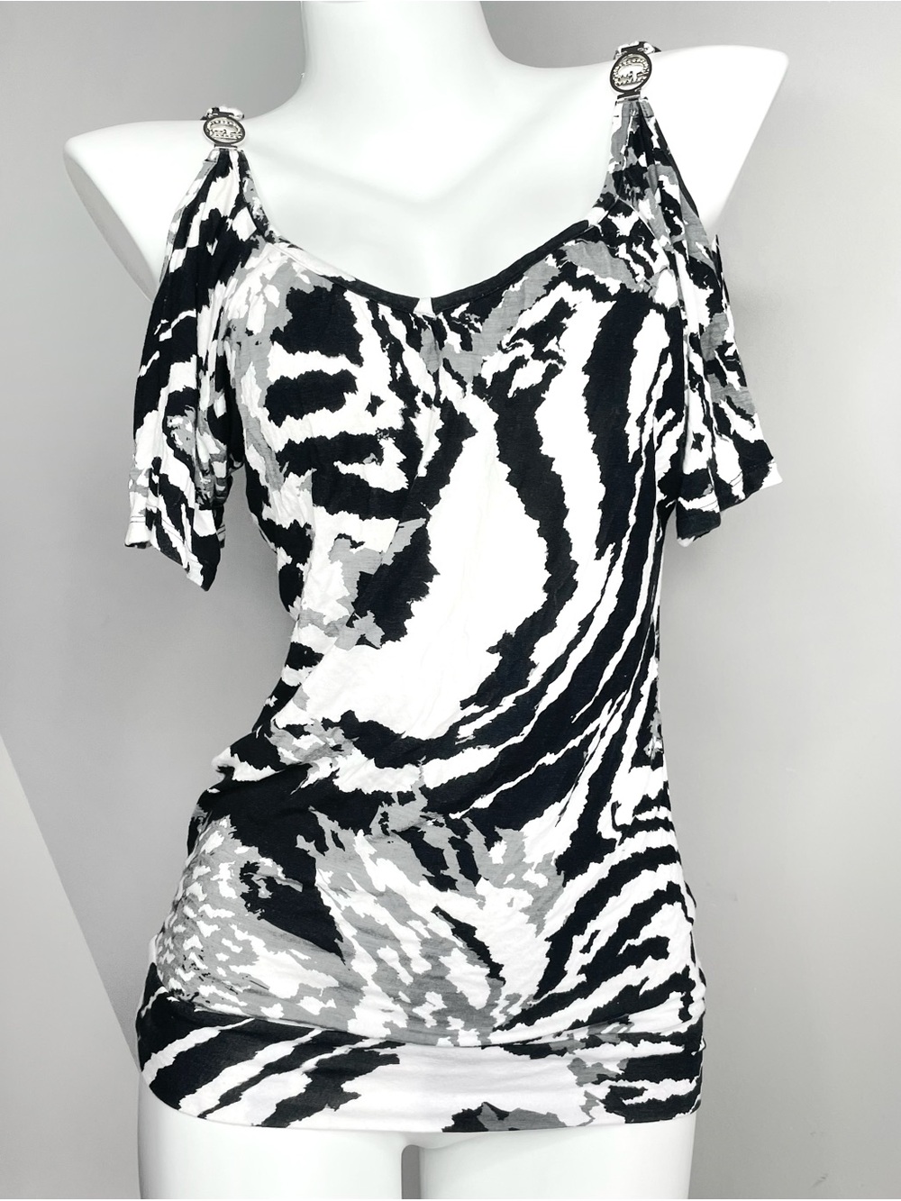 GUESS Y2K Black & White Zebra Print Cold-Shoulder Top